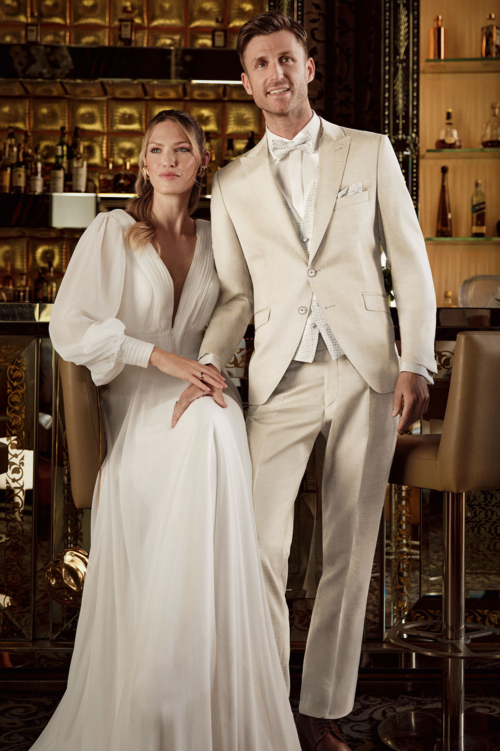 WILVORST slim fit bézs esküvői öltöny